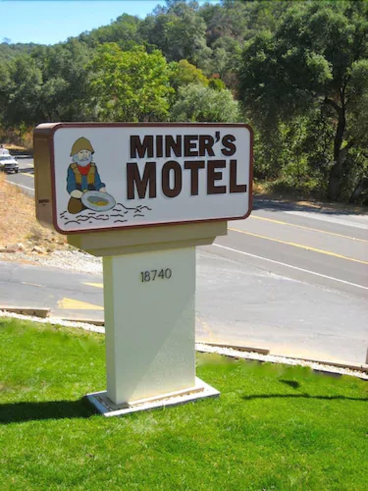 Miners Motel เจมส์ทาวน์ ภายนอก รูปภาพ