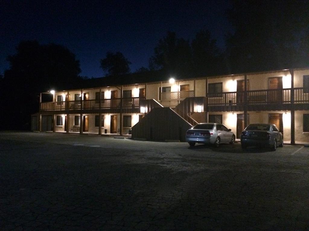 Miners Motel เจมส์ทาวน์ ภายนอก รูปภาพ